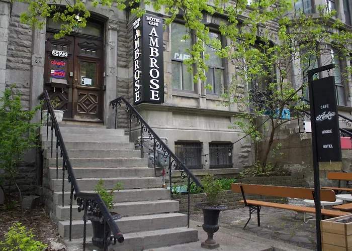 Ambrose House & Cafe - Self Check-In Guesthouse Montréal